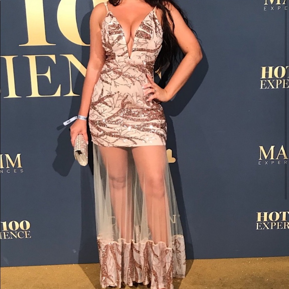 Beautiful Rose Gold Sequin Dress